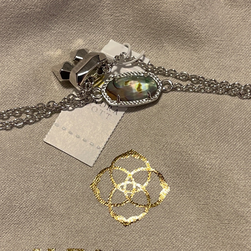 Kendra Scott bracelet